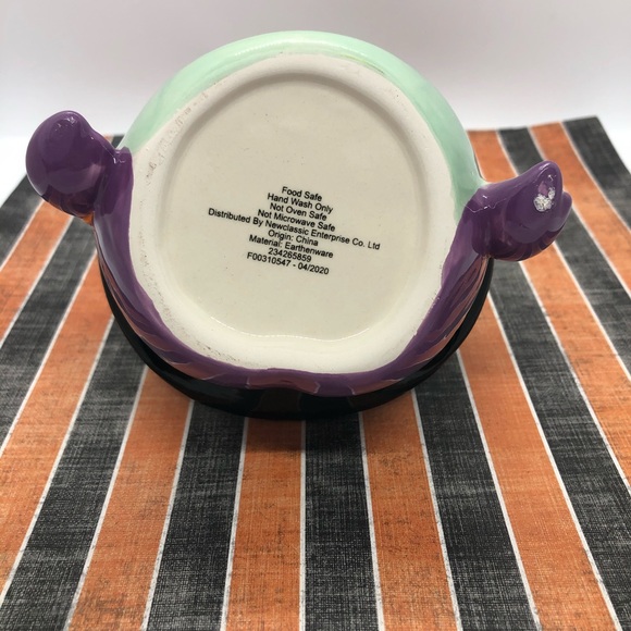 🧙‍♀️Ceramic Witch Open Mouth Halloween Candy Dish - Picture 10 of 11
